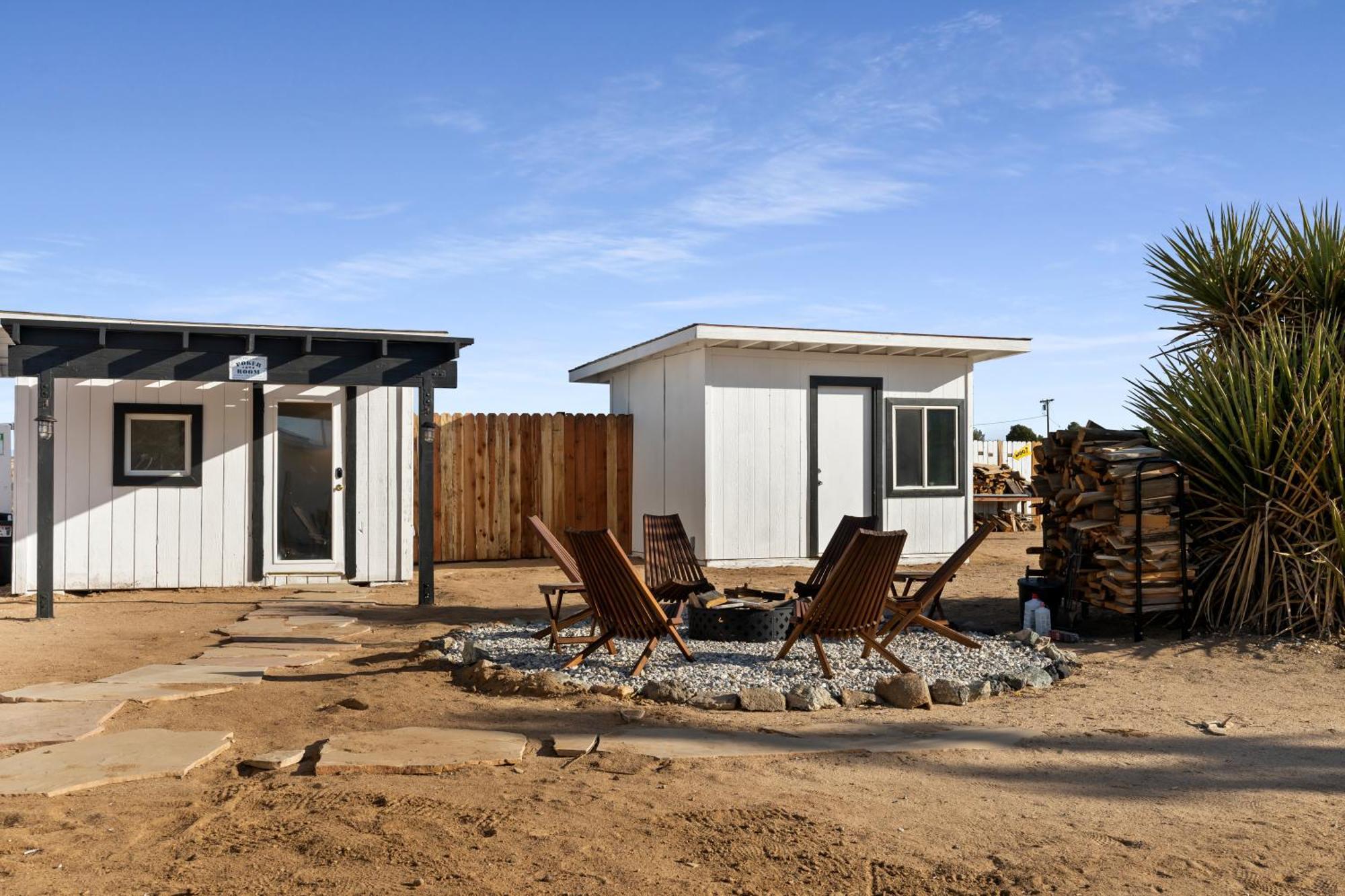 Private Jt Cabin - Ev L2 Station, Hammocks, Fire Pit, Bbq, Bocce Ball, Cornhole Yucca Valley Εξωτερικό φωτογραφία