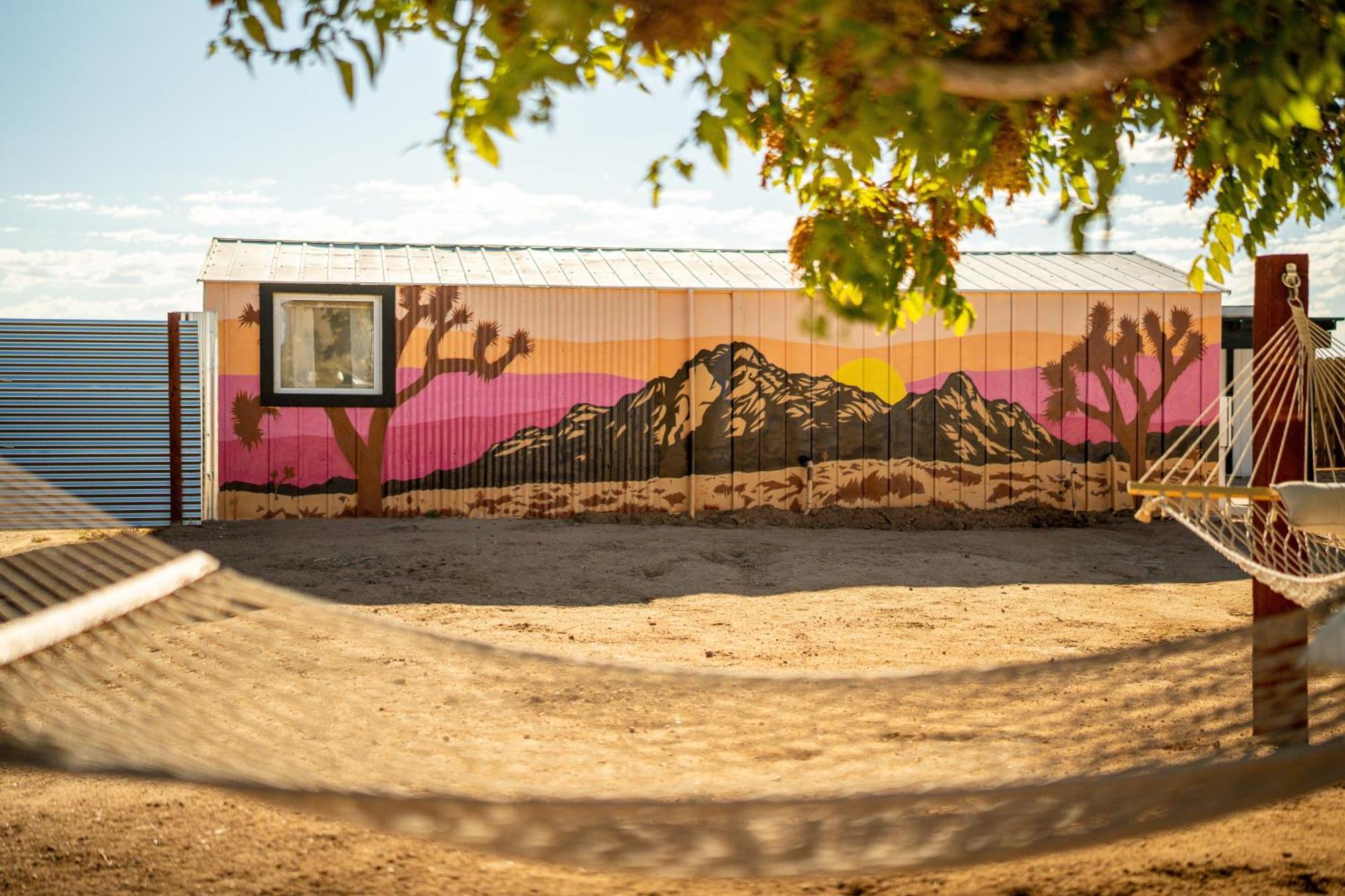 Private Jt Cabin - Ev L2 Station, Hammocks, Fire Pit, Bbq, Bocce Ball, Cornhole Yucca Valley Εξωτερικό φωτογραφία